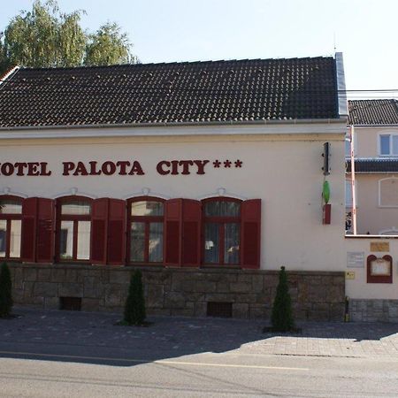 Hotel Palota City บูดาเปสต์ ภายนอก รูปภาพ